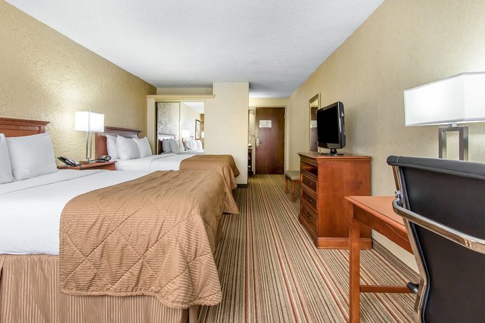 Imagen de la habitación del Hotel Clarion Broken Arrow - Tulsa. Foto 15