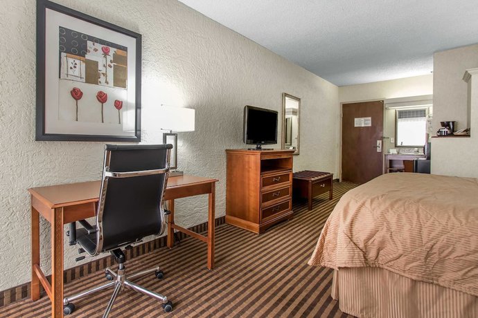 Imagen de la habitación del Hotel Clarion Broken Arrow - Tulsa. Foto 16