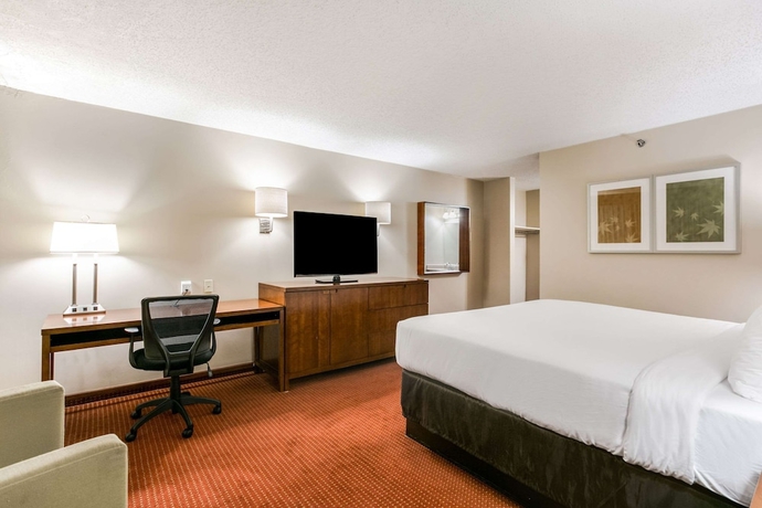 Imagen de la habitación del Hotel Clarion Bwi Airport Arundel Mills. Foto 9