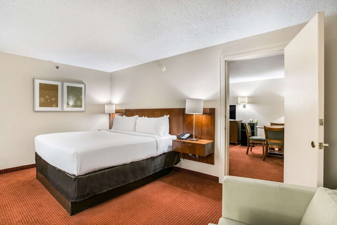 Imagen de la habitación del Hotel Clarion Bwi Airport Arundel Mills. Foto 13