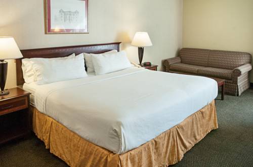 Imagen de la habitación del Hotel Clarion Cincinnati North. Foto 10