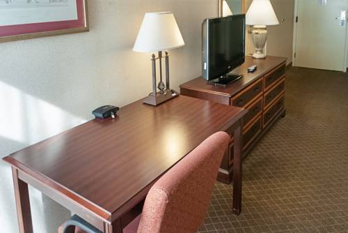 Imagen de la habitación del Hotel Clarion Cincinnati North. Foto 14
