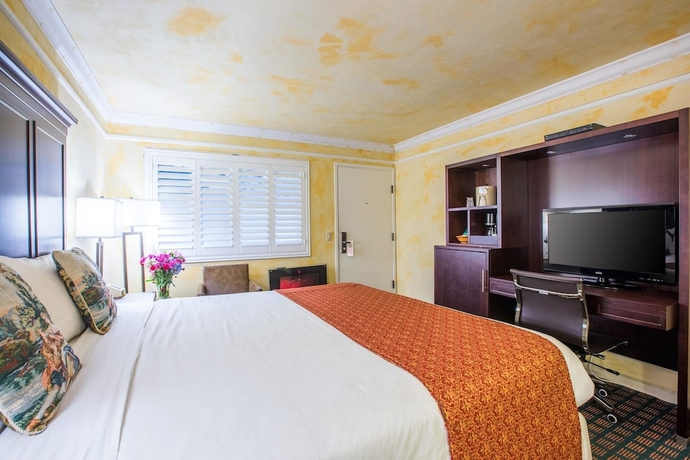 Imagen de la habitación del Hotel Clarion Collection Carmel Oaks Inn. Foto 12