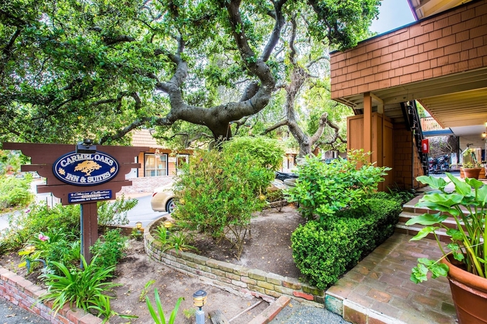 Imagen general del Hotel Clarion Collection Carmel Oaks Inn. Foto 2