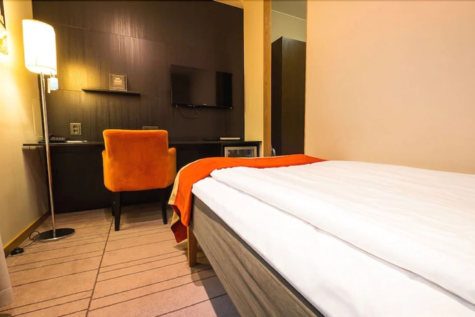 Imagen de la habitación del Hotel Clarion Collection Grand. Foto 6