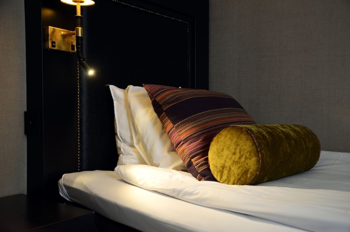 Imagen de la habitación del Hotel Clarion Collection Grand. Foto 8