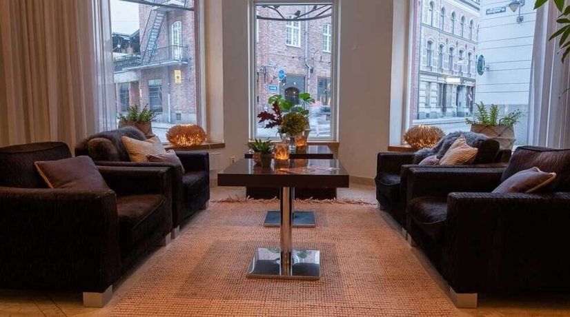 Imagen del bar/restaurante del Hotel Clarion Collection Grand. Foto 3