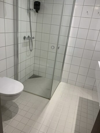 Imagen de la habitación del Hotel Clarion Collection Helma. Foto 13
