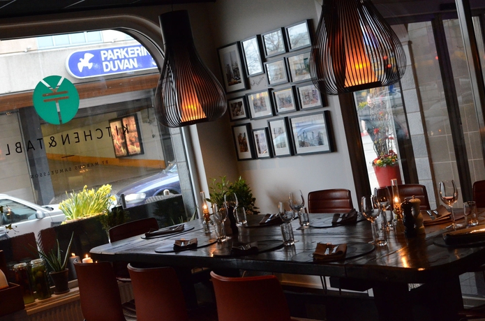 Imagen del bar/restaurante del Hotel Clarion Collection Plaza. Foto 5