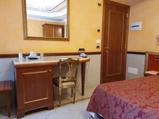 Imagen de la habitación del Hotel Clarion Collection Principessa Isabella. Foto 13