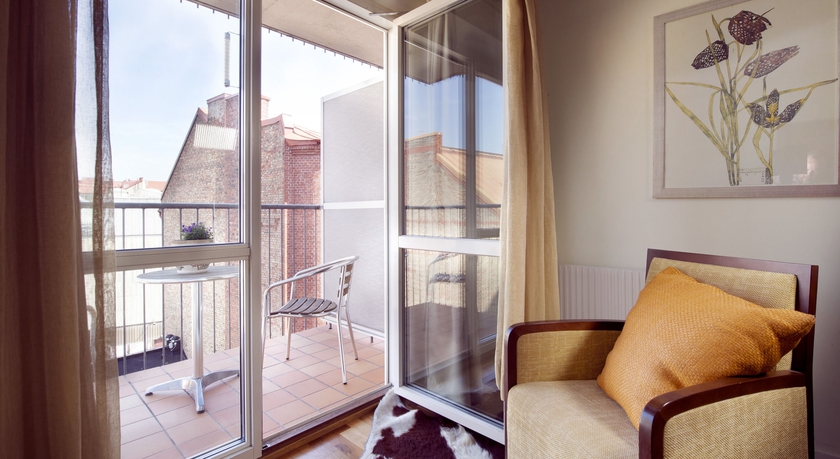 Imagen de la habitación del Hotel Clarion Collection Temperance. Foto 8