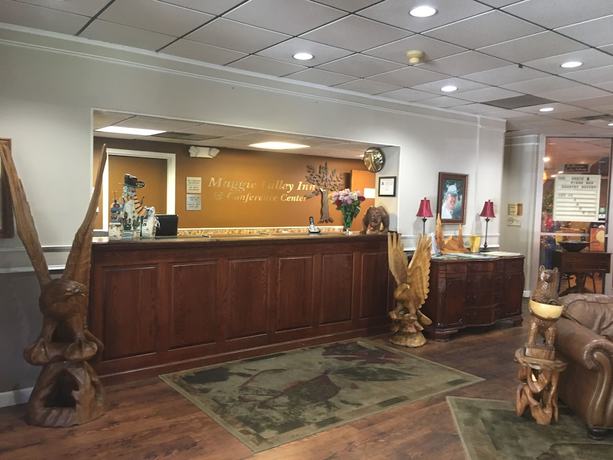 Imagen de los interiores del Hotel Clarion Conference Center. Foto 20