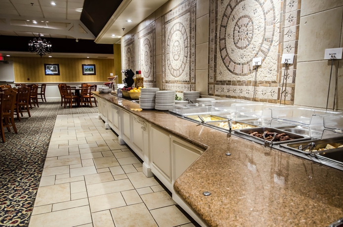 Imagen del bar/restaurante del Hotel Clarion Conference Center - North. Foto 4