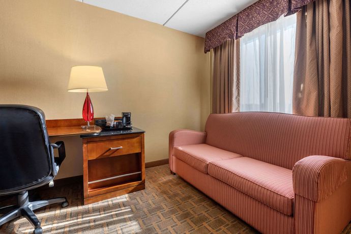 Imagen de la habitación del Hotel Clarion Conference Center on Lake Erie. Foto 3
