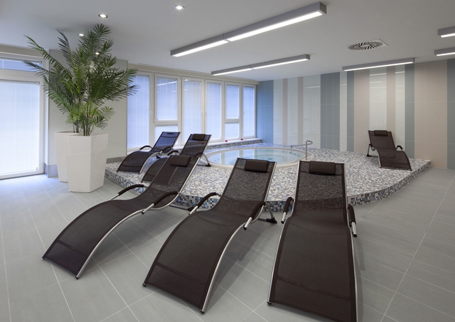 Imagen de la piscina del Hotel Clarion Congress Ostrava. Foto 16