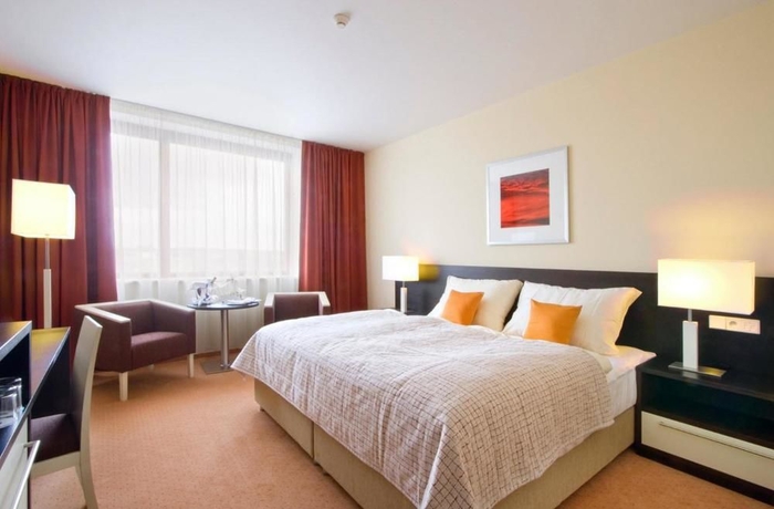 Imagen de los exteriores del Hotel Clarion Congress Prague. Foto 9