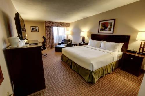 Imagen de la habitación del Hotel Clarion Convention Center. Foto 6