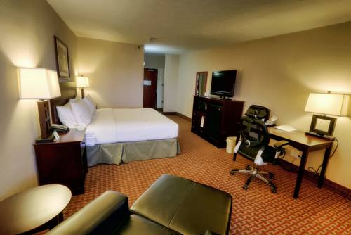 Imagen de la habitación del Hotel Clarion Convention Center. Foto 7