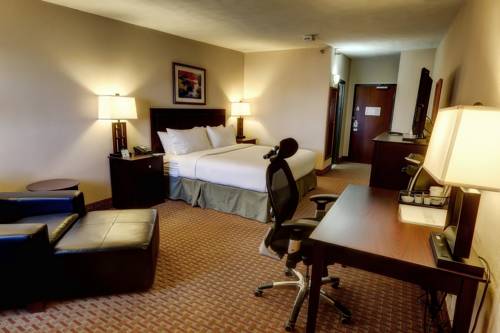 Imagen de la habitación del Hotel Clarion Convention Center. Foto 8