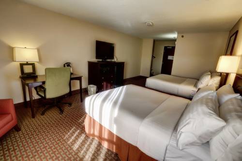 Imagen de la habitación del Hotel Clarion Convention Center. Foto 11