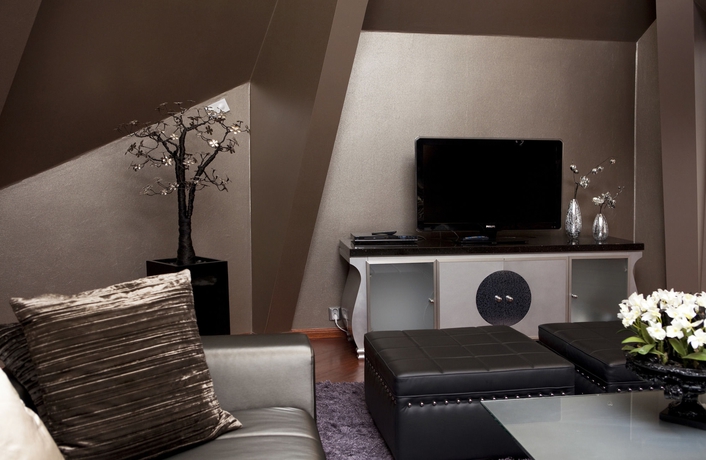 Imagen de los interiores del Hotel Clarion Ernst. Foto 12