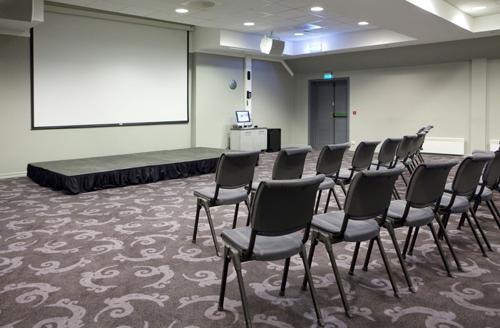 Imagen de los interiores del Hotel Clarion Ernst. Foto 14