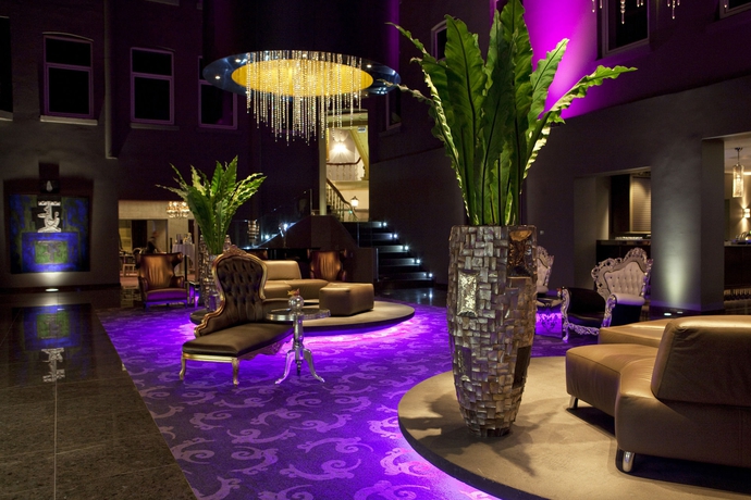 Imagen de los interiores del Hotel Clarion Ernst. Foto 15