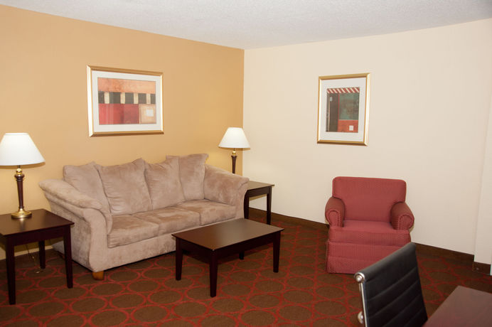 Imagen general del Hotel Clarion, FAYETTEVILLE. Foto 2