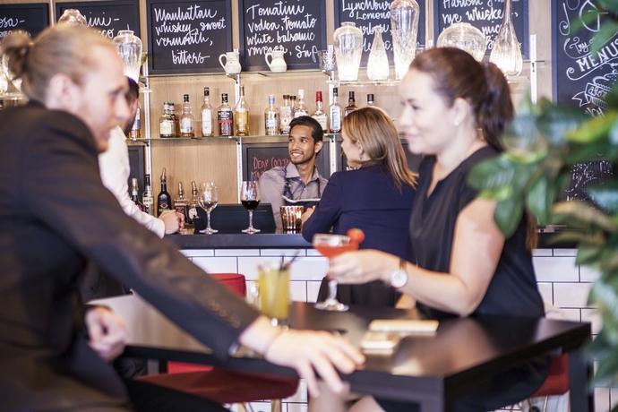 Imagen del bar/restaurante del Hotel Clarion Gillet. Foto 4