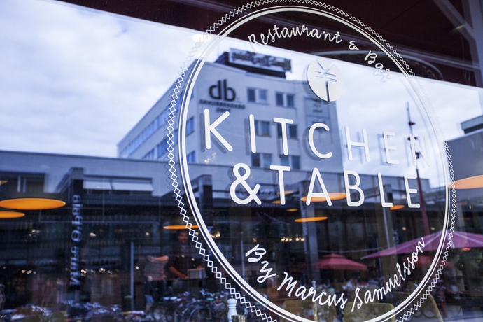 Imagen del bar/restaurante del Hotel Clarion Gillet. Foto 5