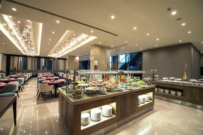 Imagen general del Hotel Clarion Golden Horn. Foto 13