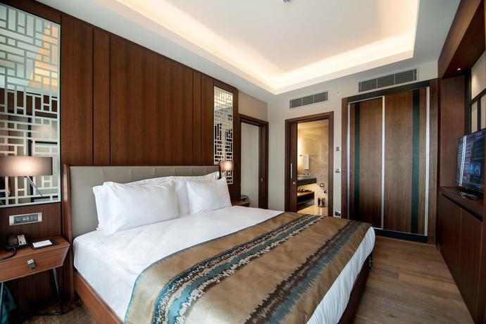 Imagen general del Hotel Clarion Golden Horn. Foto 16