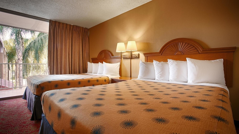 Imagen de la habitación del Hotel Clarion Hotel Bakersfield North. Foto 7