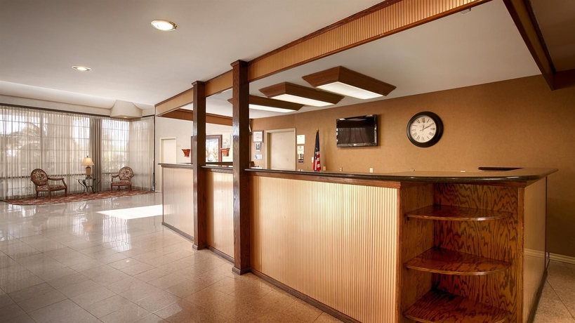 Imagen de los interiores del Hotel Clarion Hotel Bakersfield North. Foto 13