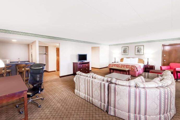 Imagen de la habitación del Hotel Clarion Hotel. Foto 6