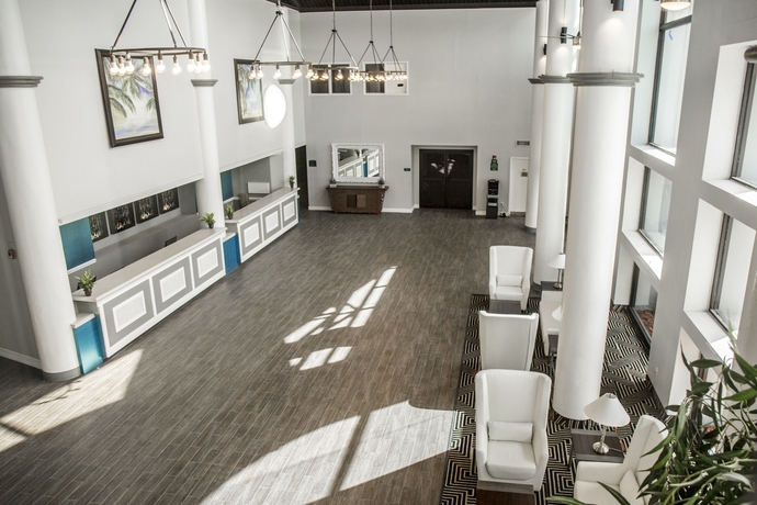 Imagen de los interiores del Hotel Clarion Hotel Orlando International Airport. Foto 6