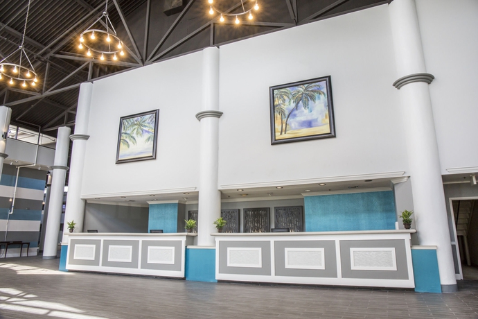 Imagen de los interiores del Hotel Clarion Hotel Orlando International Airport. Foto 10