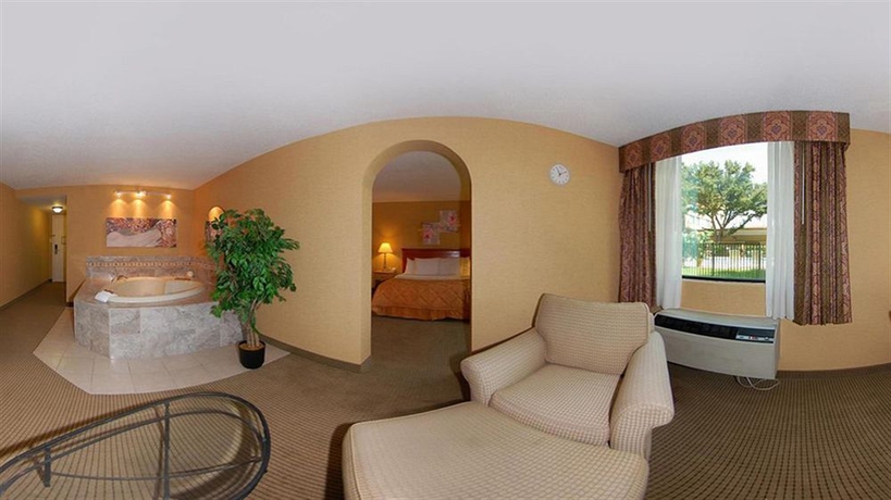 Imagen de los interiores del Hotel Clarion Hotel Park Central. Foto 6