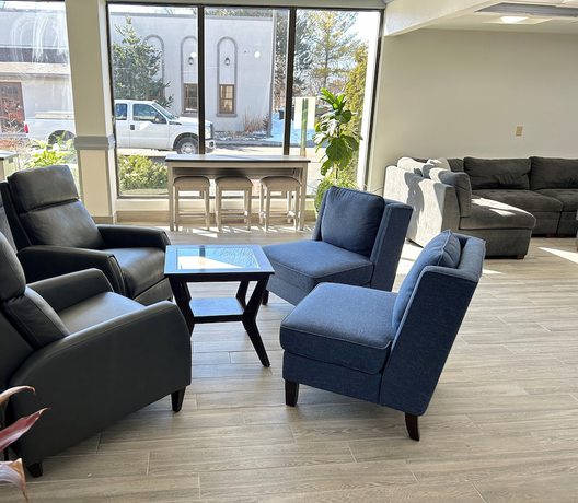 Imagen de los interiores del Hotel Clarion Inn And Suites Airport. Foto 20