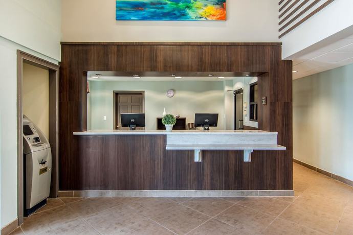 Imagen de los interiores del Hotel Clarion Inn And Suites Atlanta Downtown. Foto 20