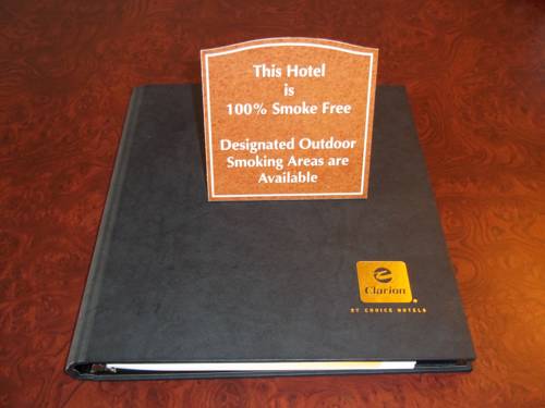 Imagen de la habitación del Hotel Clarion Inn And Suites By Choice Hotels Grand Rapi. Foto 6