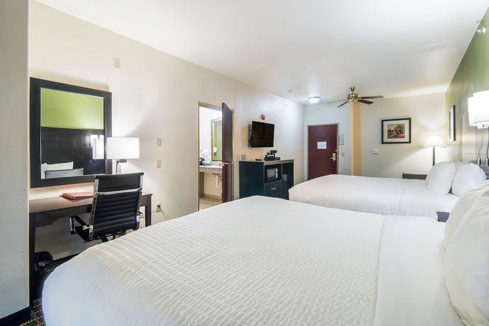 Imagen de la habitación del Hotel Clarion Inn And Suites Weatherford South. Foto 10