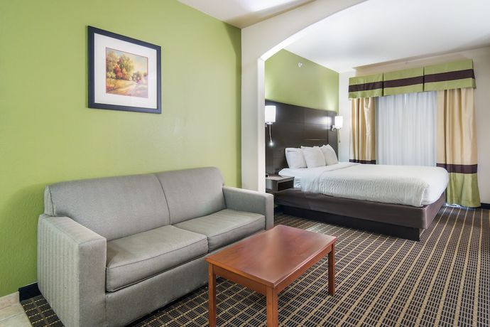 Imagen de la habitación del Hotel Clarion Inn And Suites Weatherford South. Foto 16