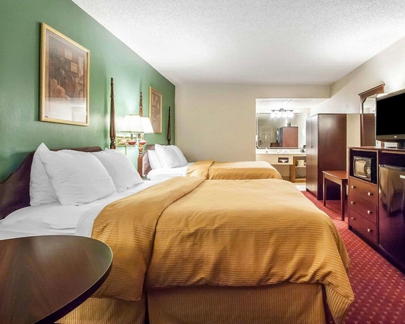 Imagen de la habitación del Hotel Clarion Inn Branson. Foto 9