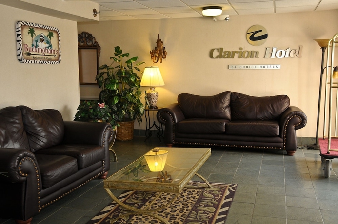 Imagen del bar/restaurante del Hotel Clarion Inn Branson. Foto 2