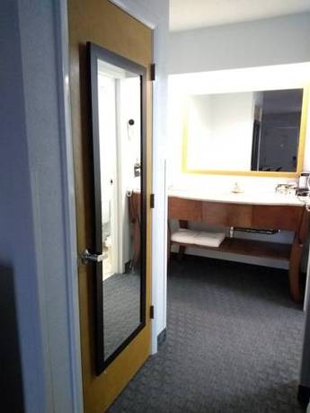 Imagen de la habitación del Hotel Clarion Inn Cleveland. Foto 14