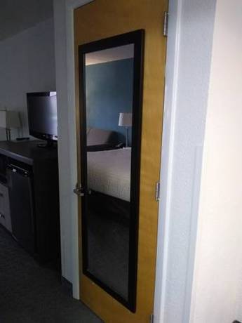 Imagen de la habitación del Hotel Clarion Inn Cleveland. Foto 15