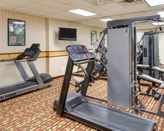 Imagen de los interiores del Hotel Clarion Inn College Park. Foto 4