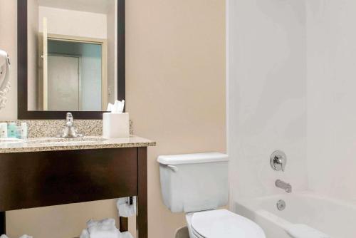 Imagen general del Hotel Clarion Inn Dayton Airport. Foto 3