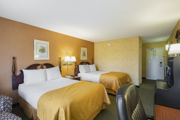 Imagen de la habitación del Hotel Clarion Inn. Foto 16